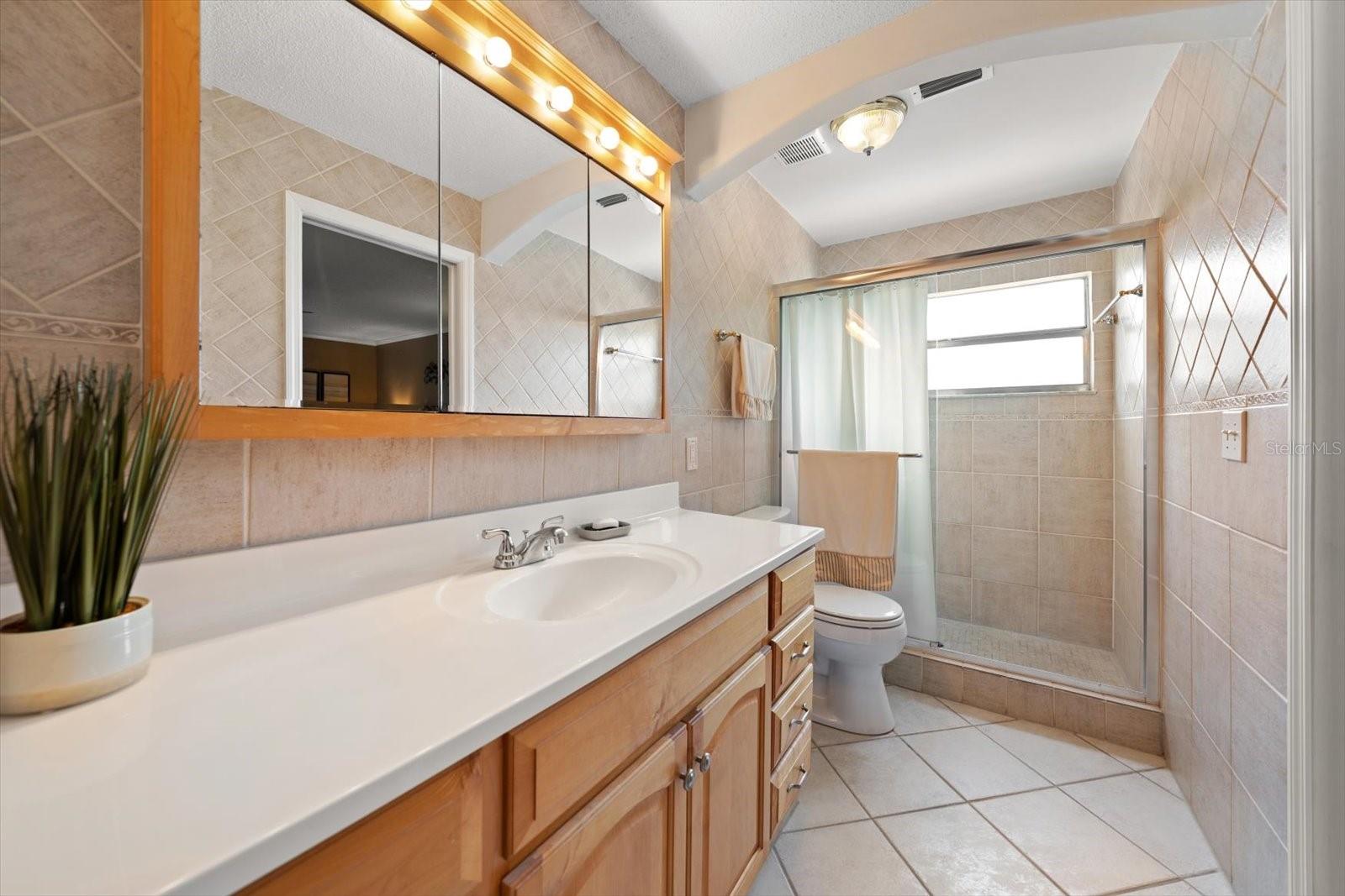 2211 PORTSIDE PSGE — photo 35