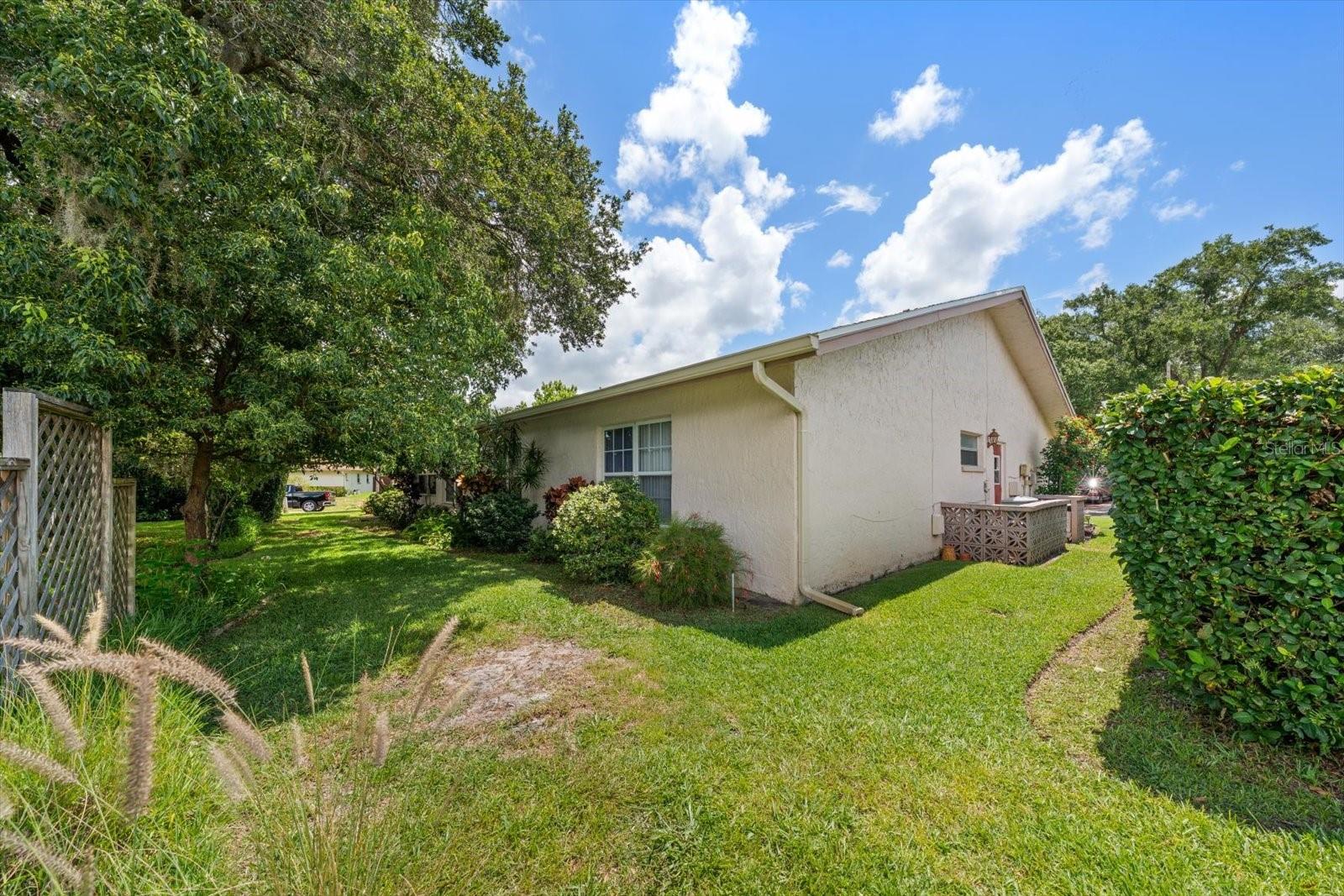 2211 PORTSIDE PSGE — photo 46