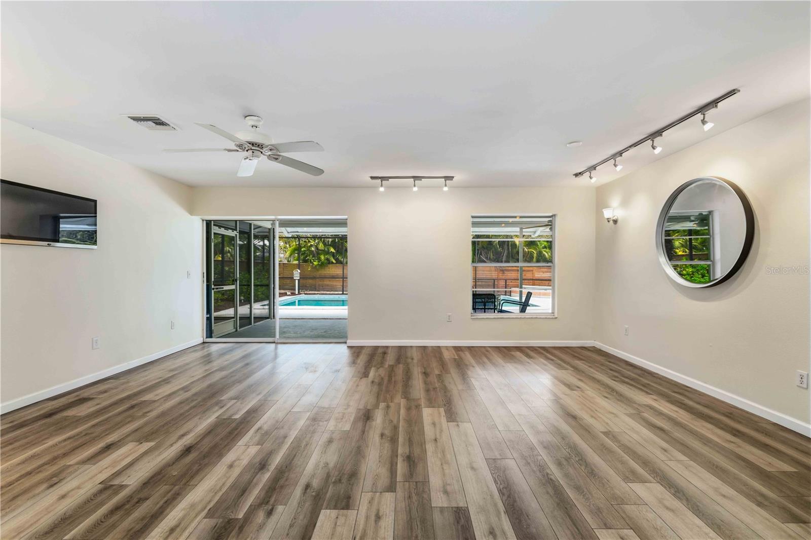 3629 EGERTON CIR — photo 8