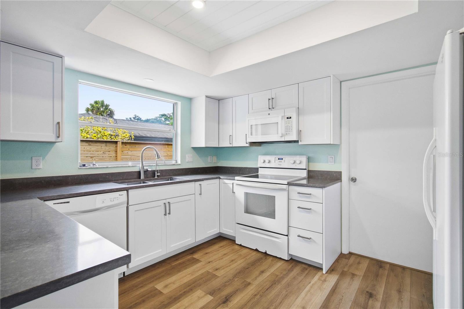 3629 EGERTON CIR — photo 13