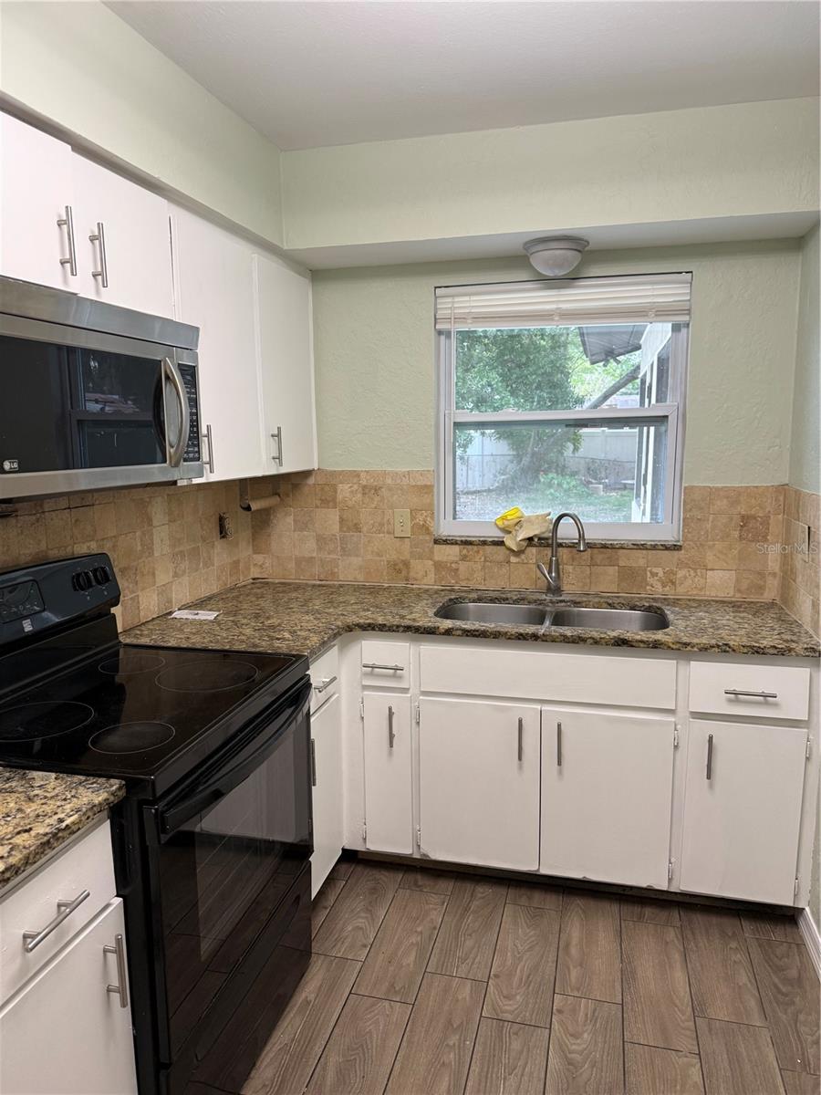 3543 BALI DR — photo 11