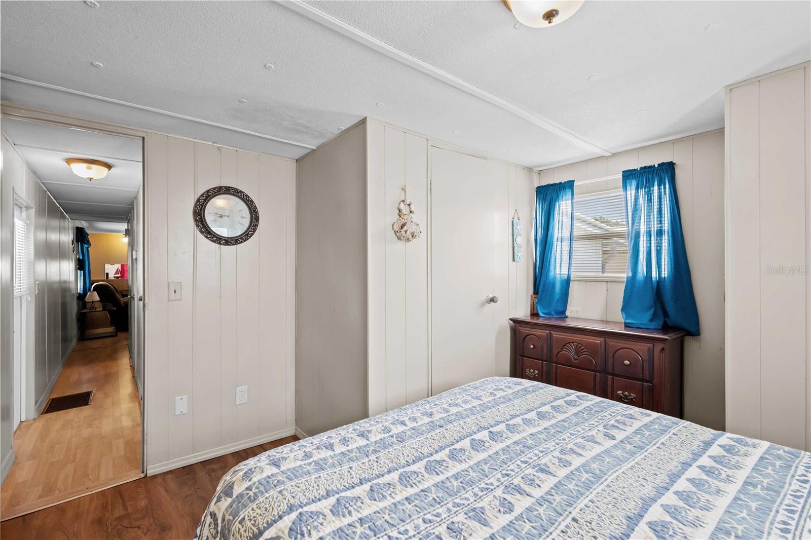 3834 SARAH DR — photo 17