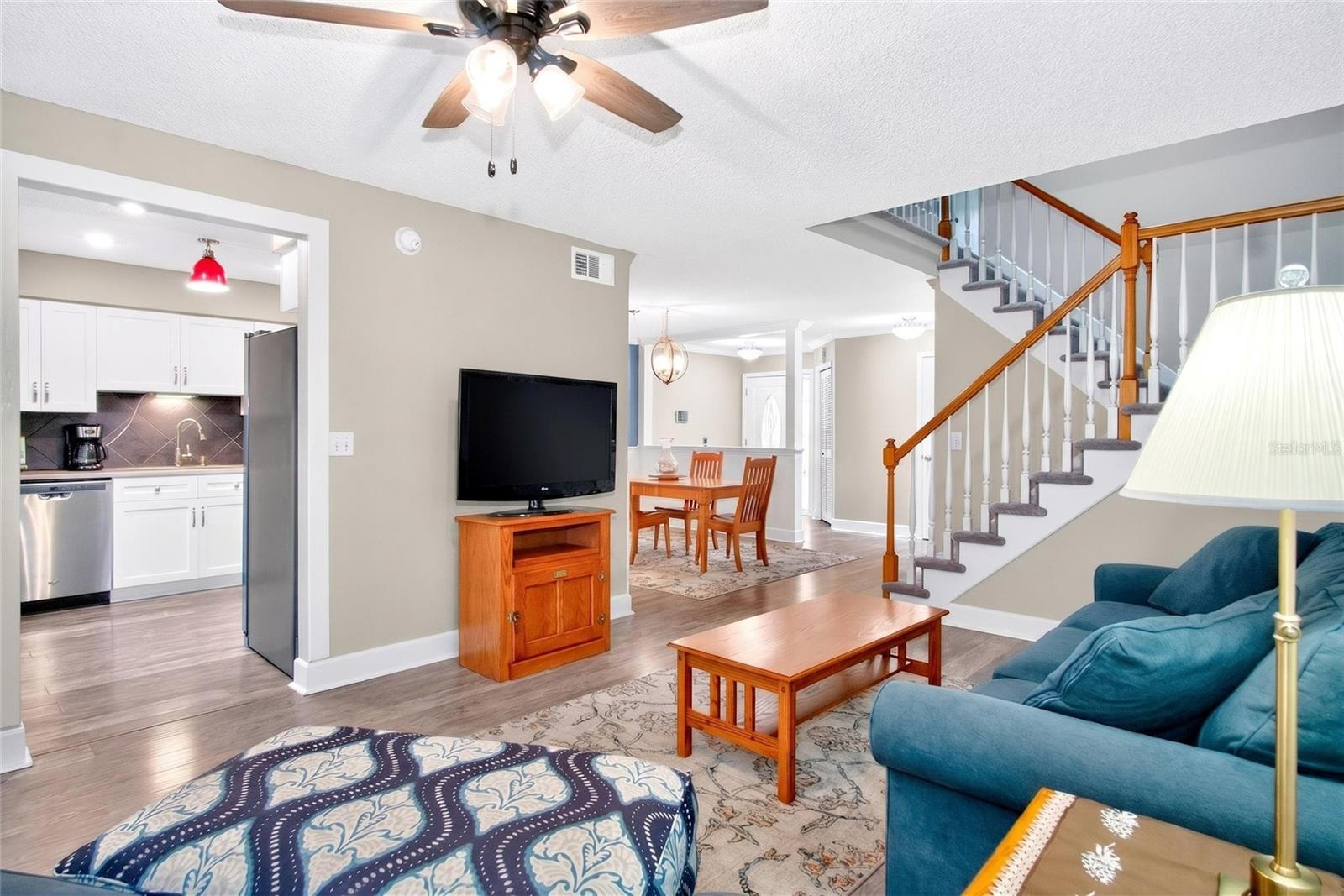 2524 W BROOK LN — photo 12
