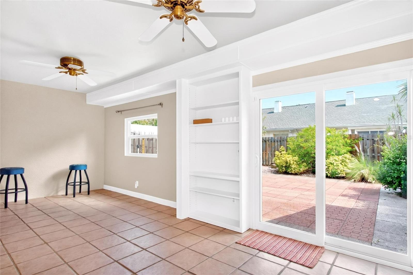 2524 W BROOK LN — photo 17