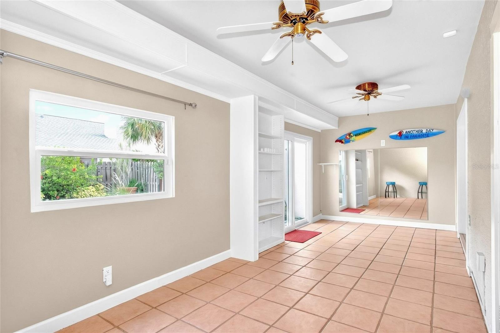 2524 W BROOK LN — photo 18