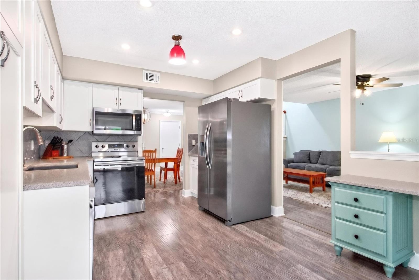 2524 W BROOK LN — photo 15