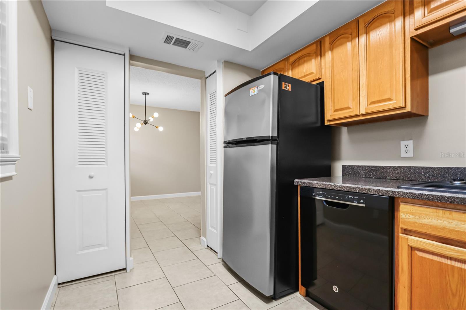 3036 EASTLAND BLVD #E104 — photo 4