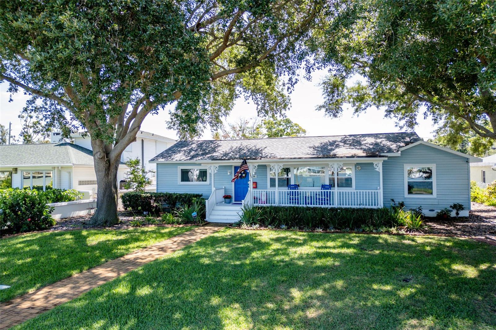 110 SUNSET DR S — photo 48