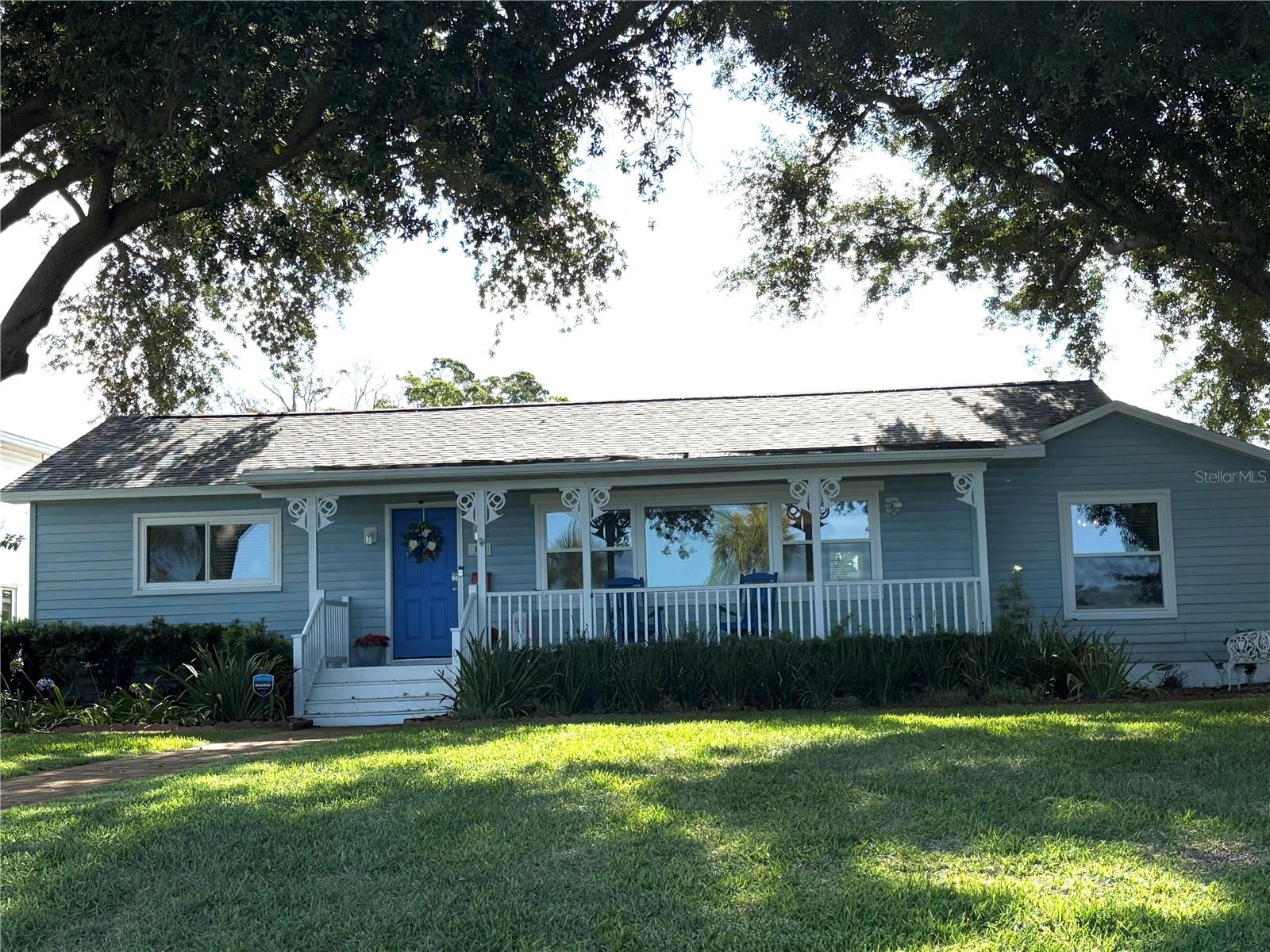 110 SUNSET DR S — photo 47