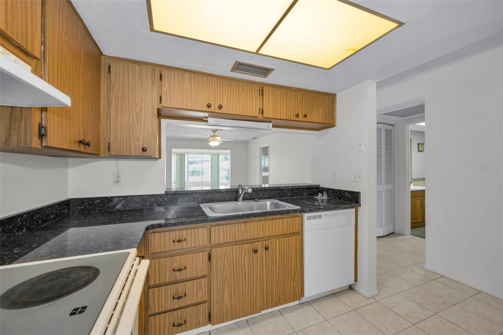 3819 TEESIDE DR — photo 12