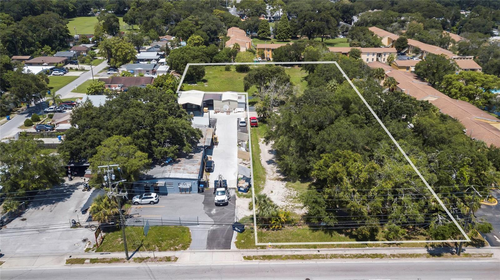 6010 N ARMENIA AVE — photo 4