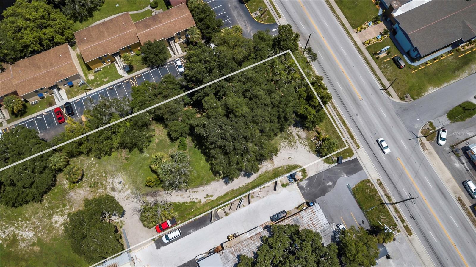 6010 N ARMENIA AVE — photo 5