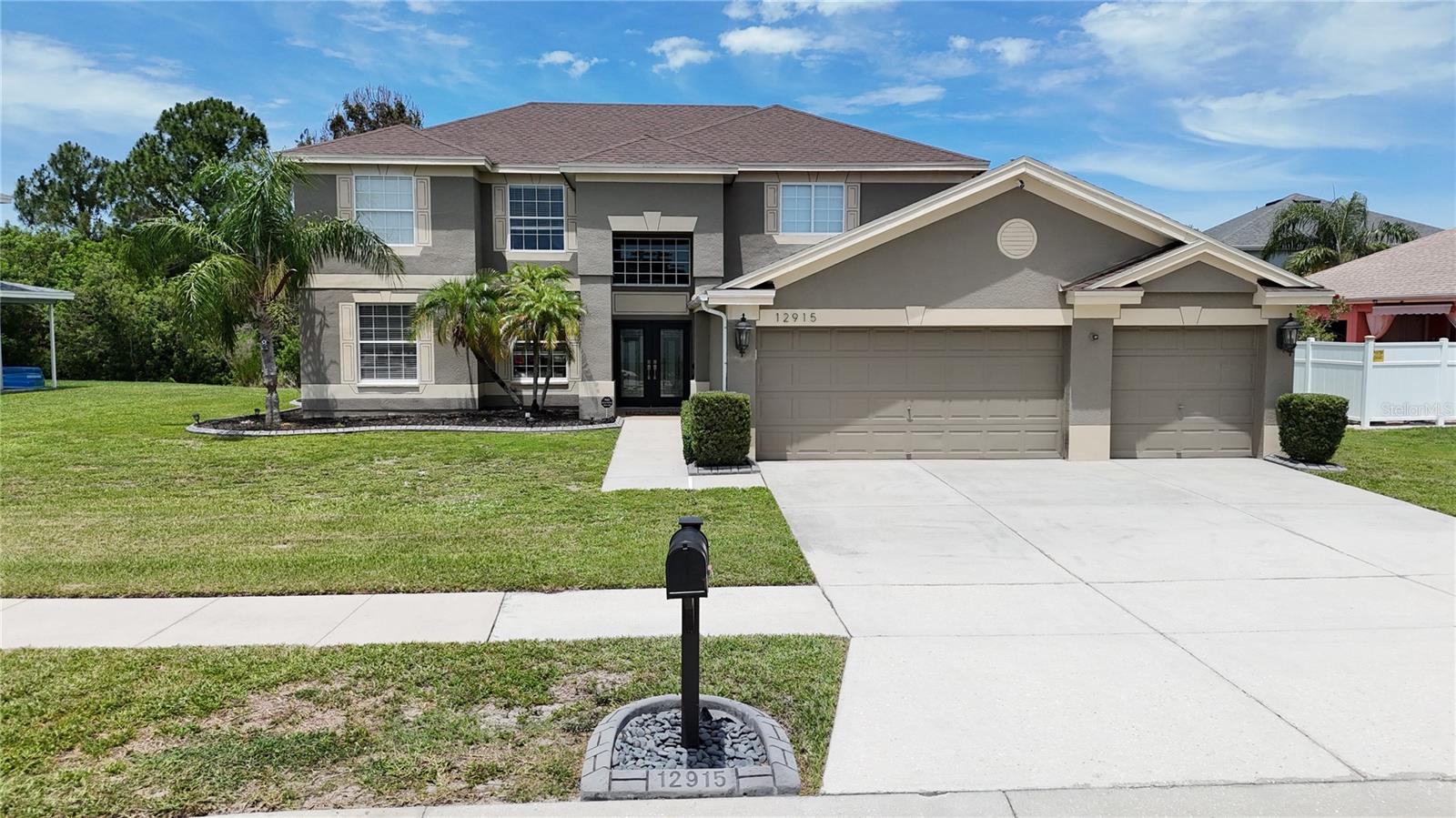 12915 CARLINGTON LN — photo 35