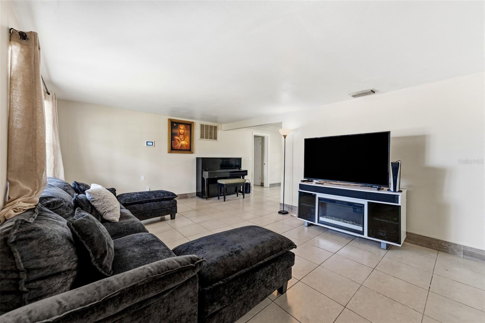3849 LUMA DR — photo 3
