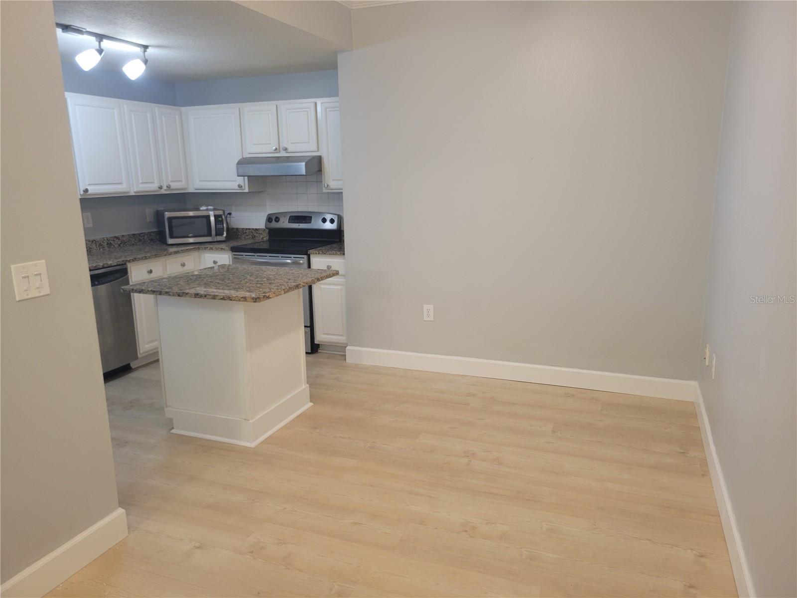 501 KNIGHTS RUN AVE #1113 — photo 12
