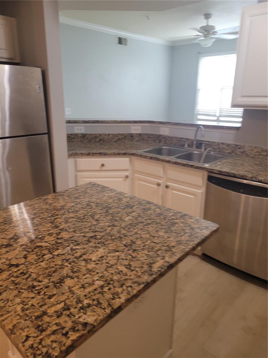 501 KNIGHTS RUN AVE #1113 — photo 5