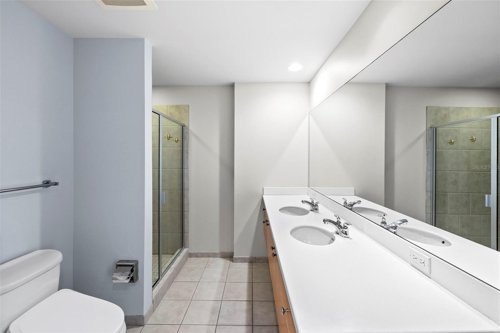 1120 E KENNEDY BLVD #618 — photo 17
