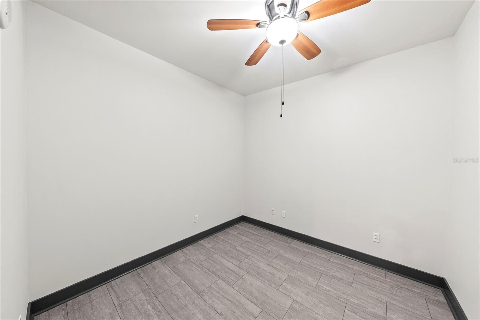 1120 E KENNEDY BLVD #618 — photo 18
