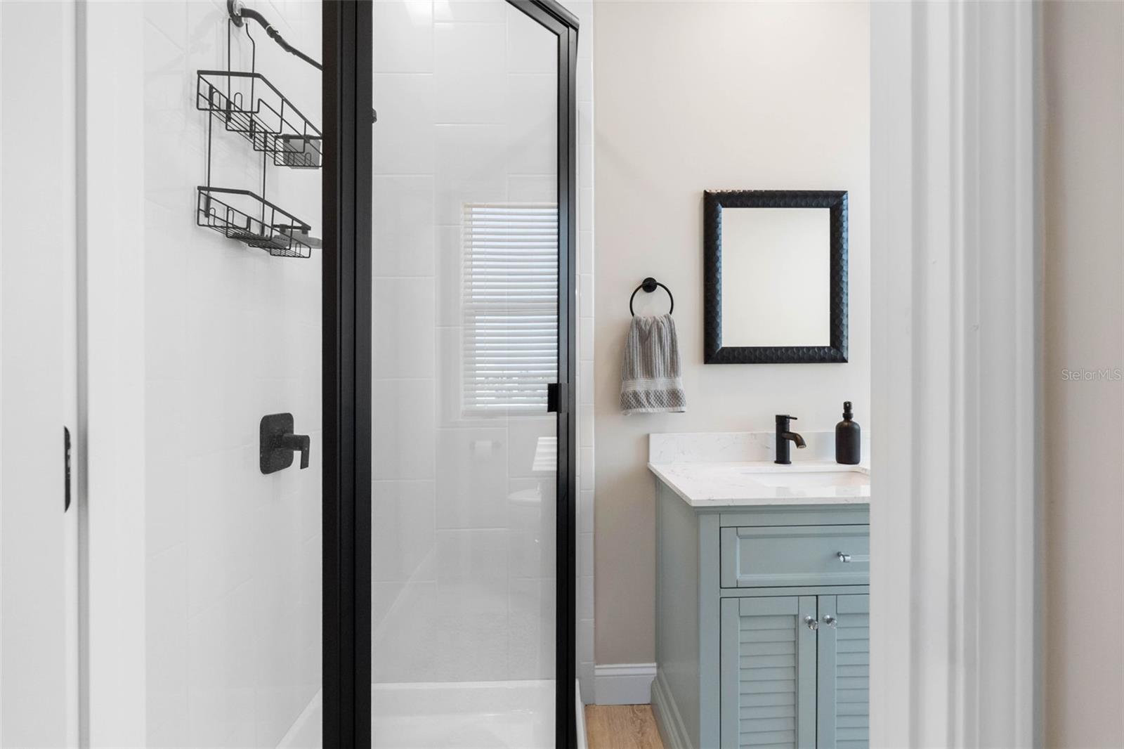 16025 REDINGTON DR — photo 44
