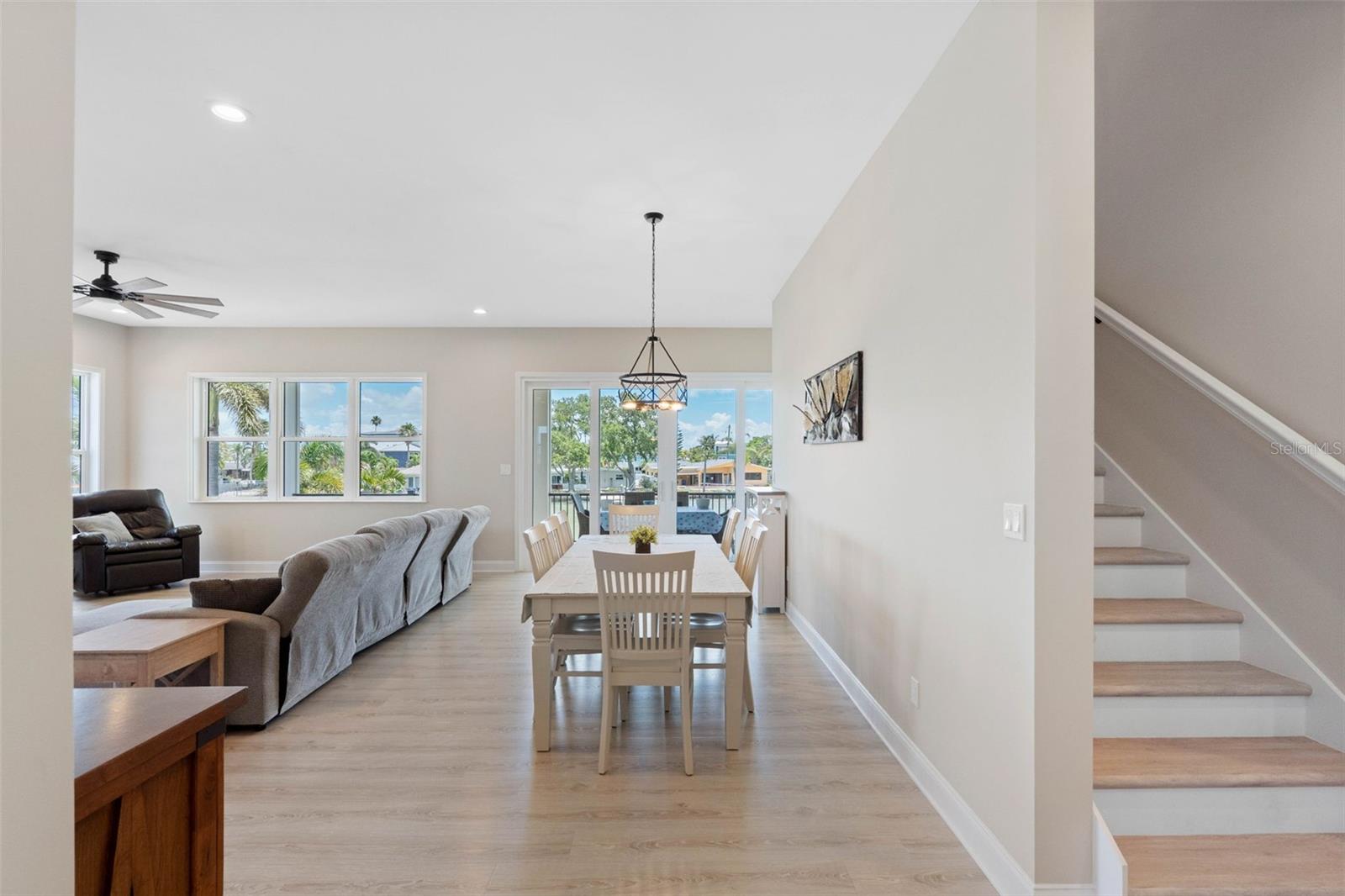 16025 REDINGTON DR — photo 6