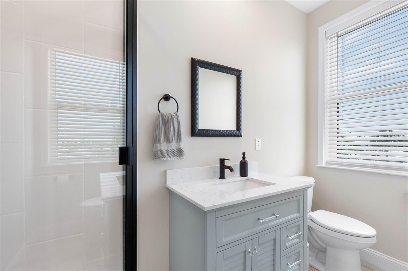16025 REDINGTON DR — photo 45