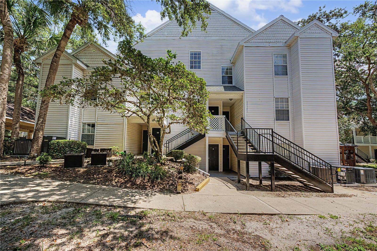 3266 HAVILAND CT #303 — photo 36