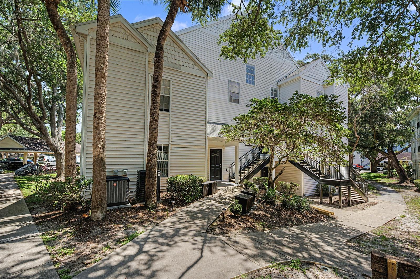 3266 HAVILAND CT #303 — photo 37