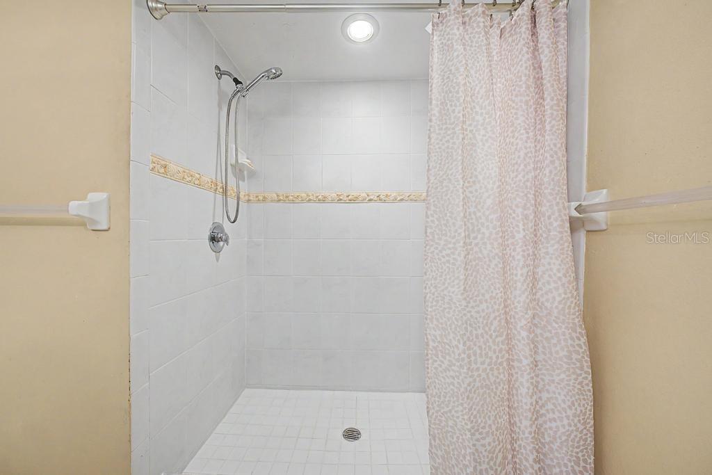 1375 PINELLAS BAYWAY #30 — photo 35