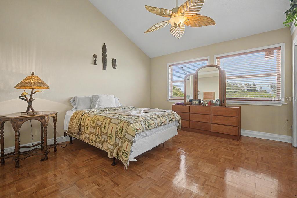 1375 PINELLAS BAYWAY #30 — photo 32