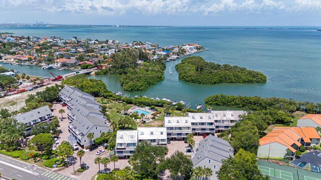 1375 PINELLAS BAYWAY #30 — photo 11