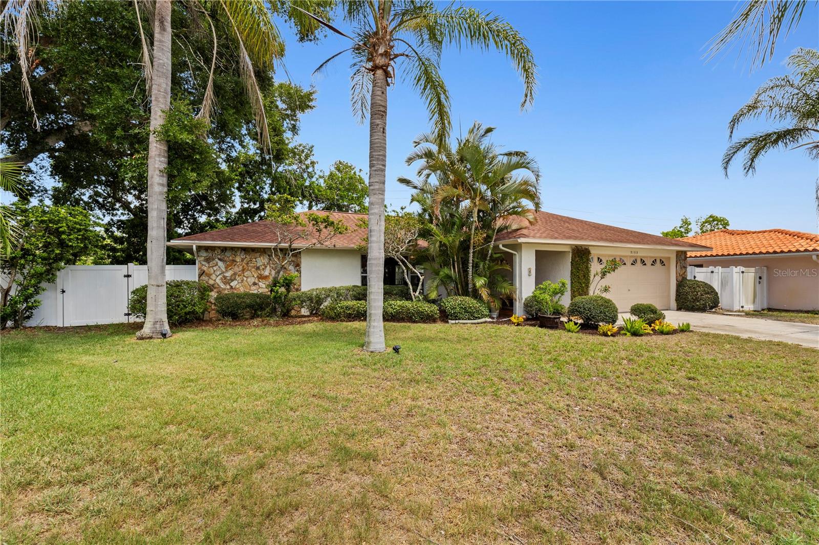 3153 CARLOS DR — photo 2