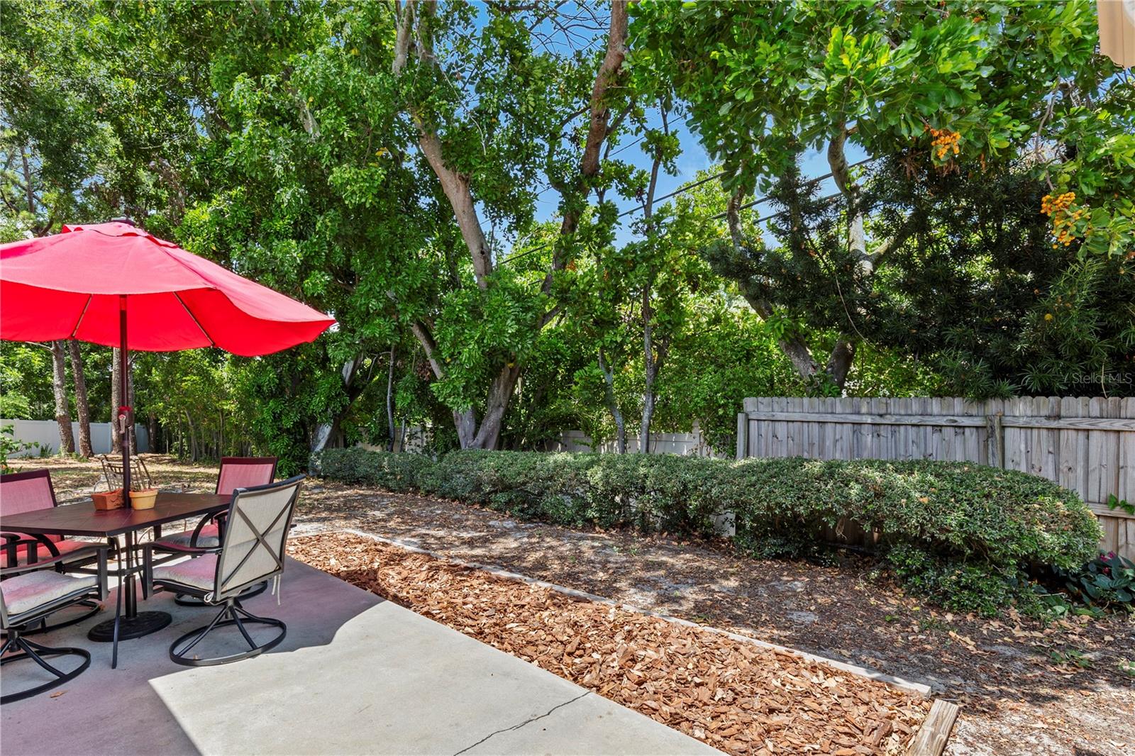 3153 CARLOS DR — photo 32