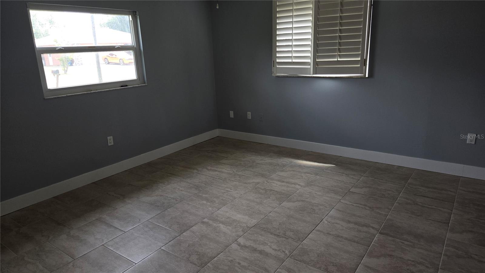 347 HOLLY RD — photo 7