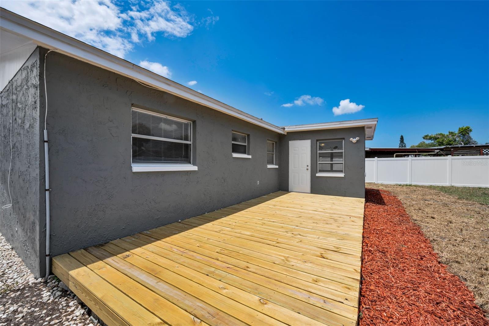 8053 DEDHAM DR — photo 25