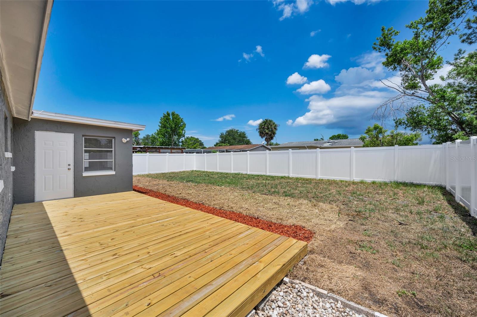 8053 DEDHAM DR — photo 27