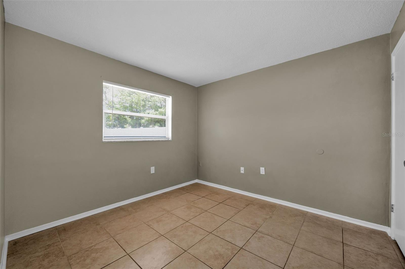 8053 DEDHAM DR — photo 21