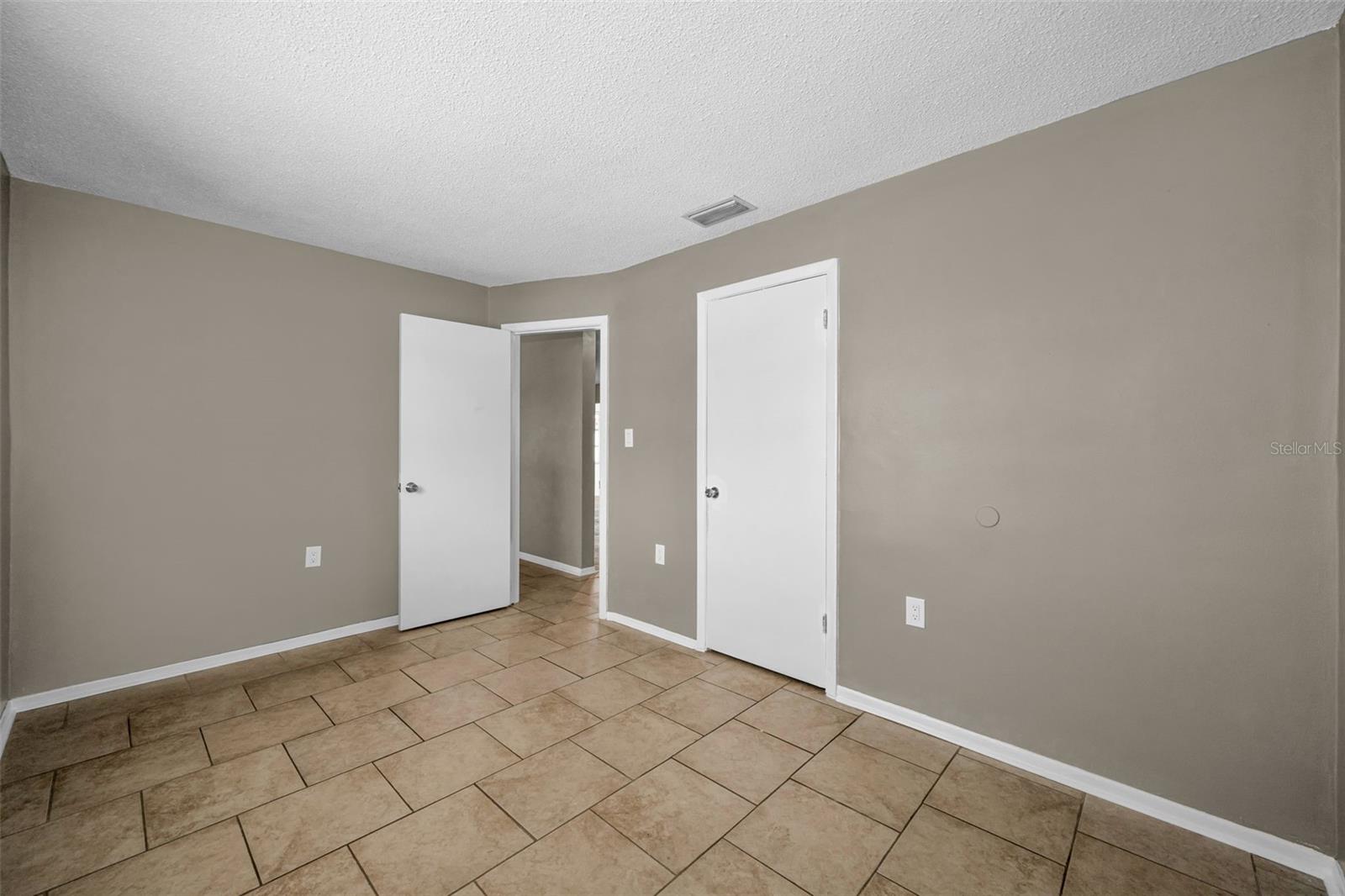 8053 DEDHAM DR — photo 24