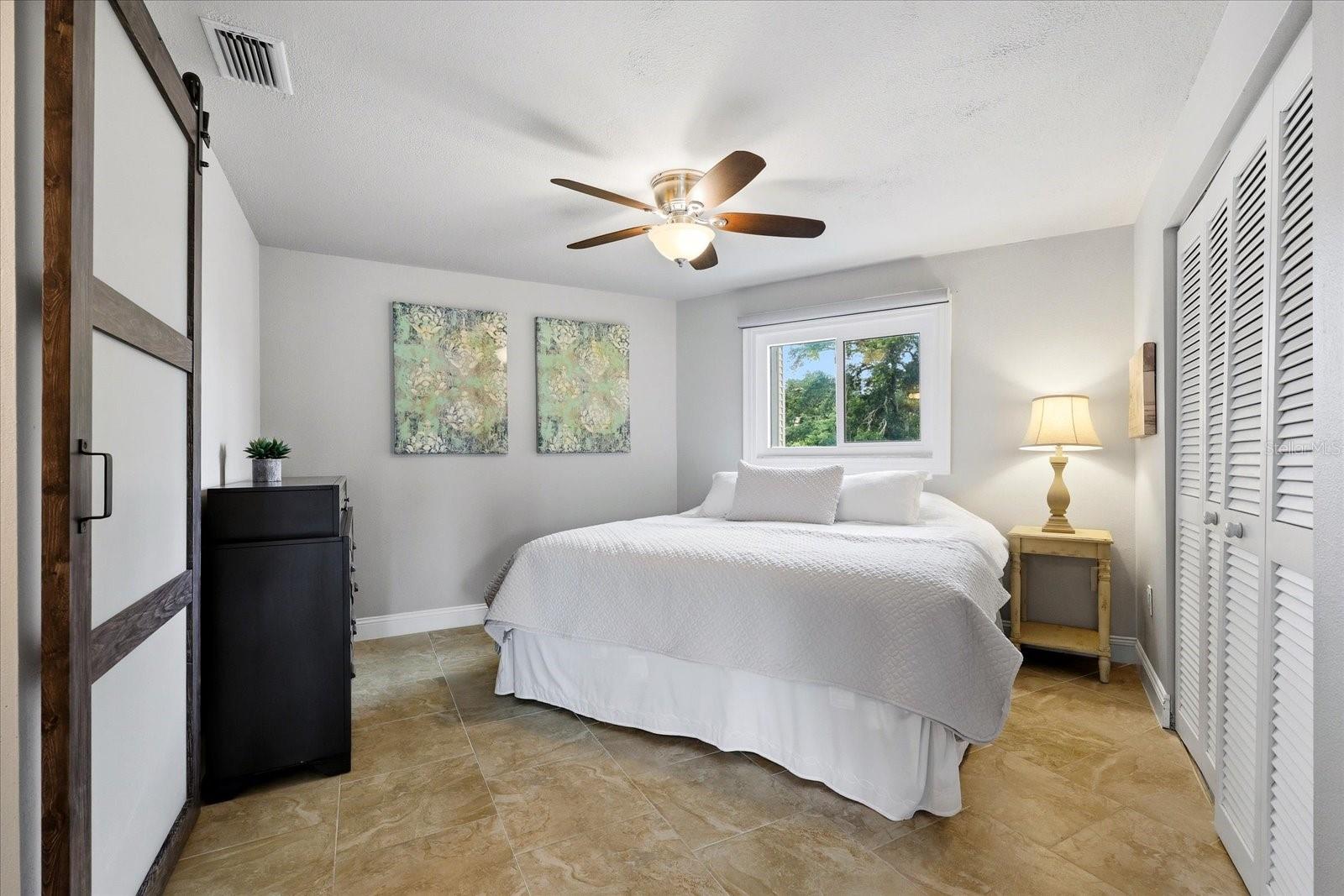 610 ISLAND WAY #201 — photo 27
