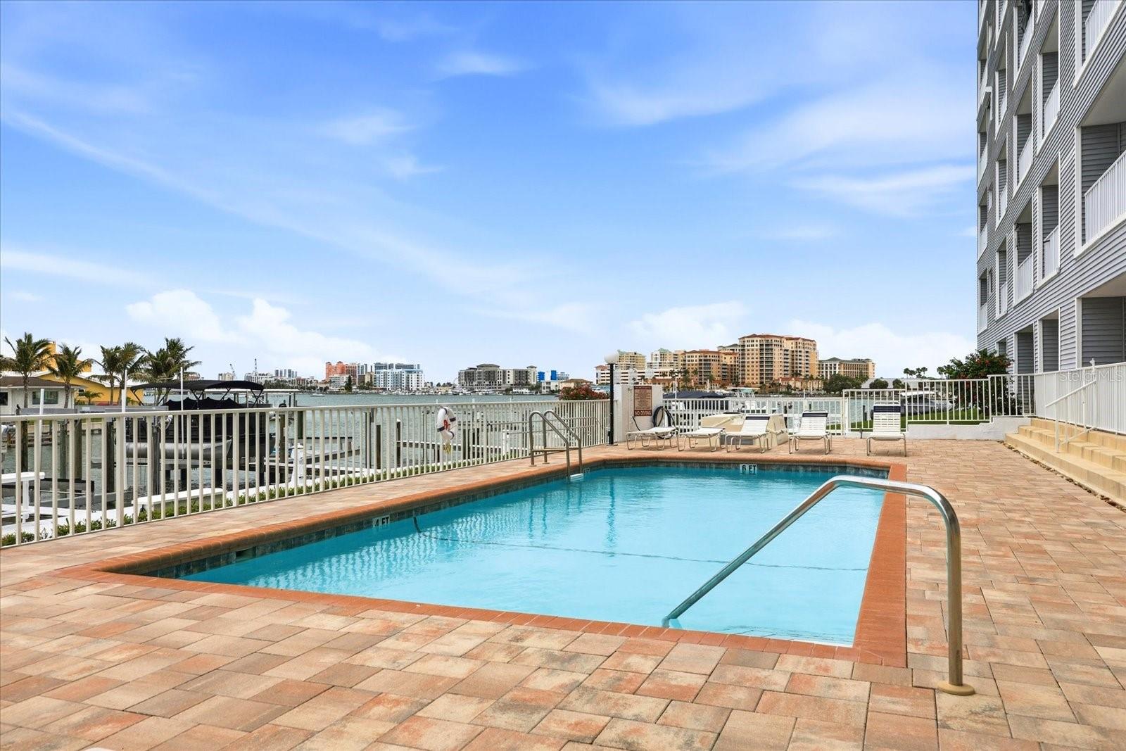 610 ISLAND WAY #201 — photo 32
