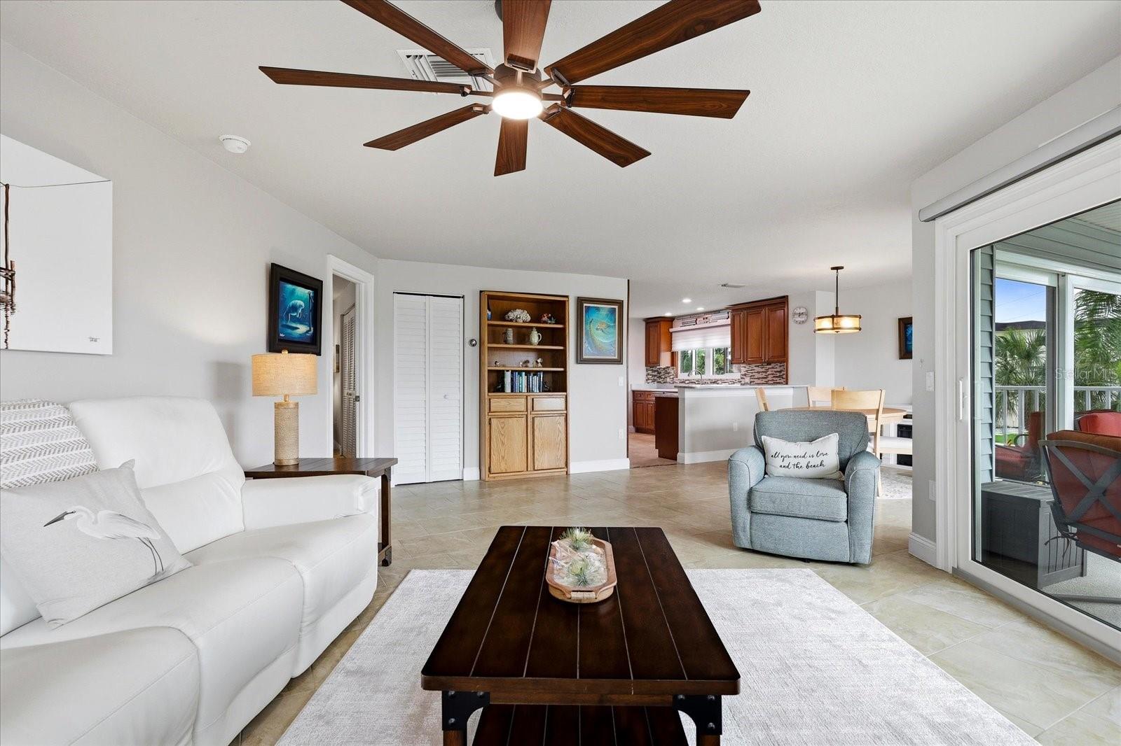 610 ISLAND WAY #201 — photo 18