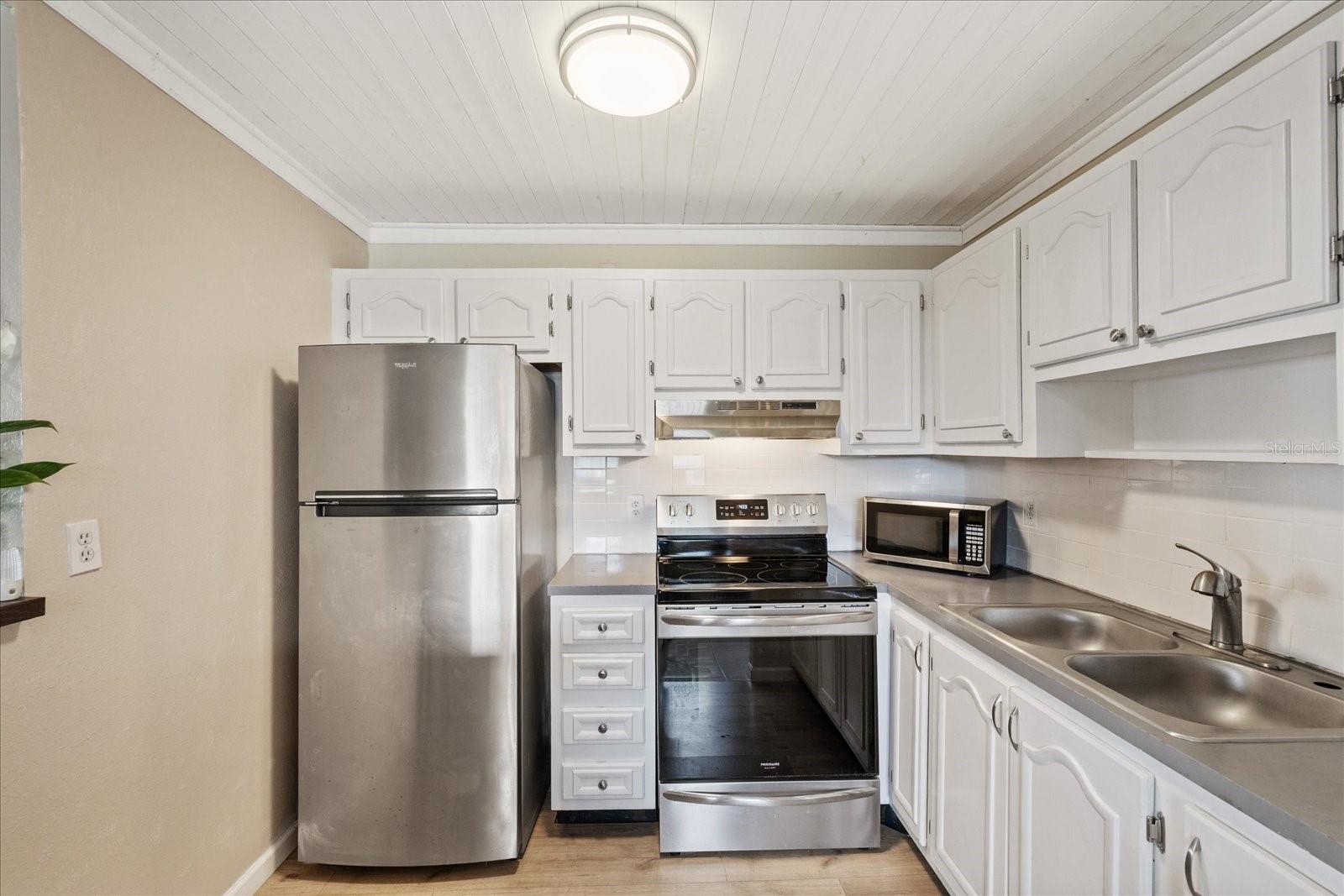 11635 BAYONET LN #B — photo 11