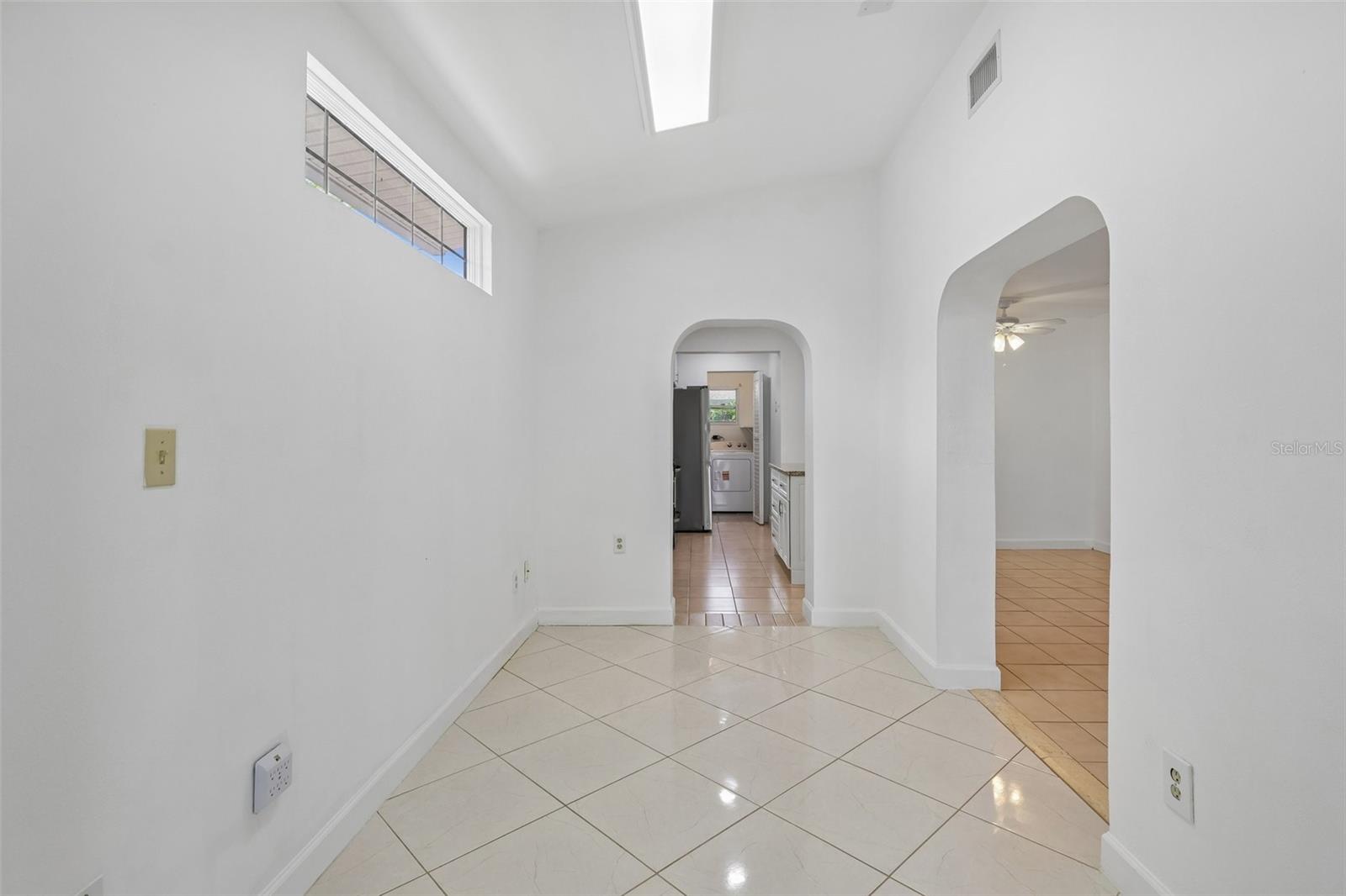 9680 PARK LAKE DR N — photo 9