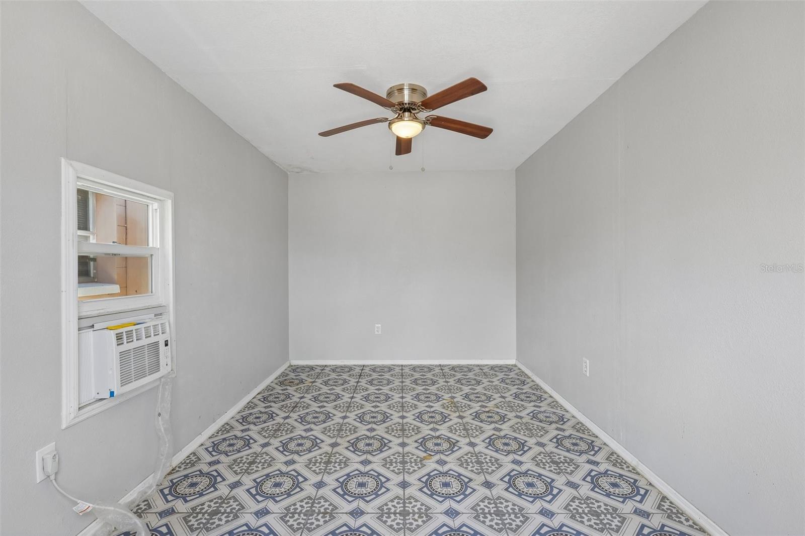 9680 PARK LAKE DR N — photo 26