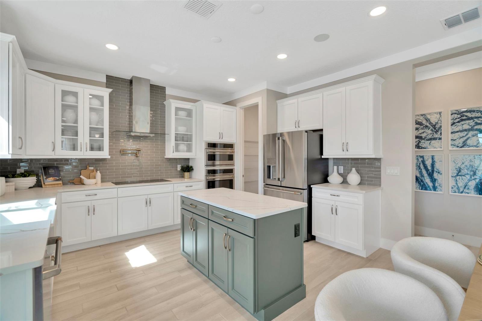 3892 ROCKY ISLAND RD — photo 8