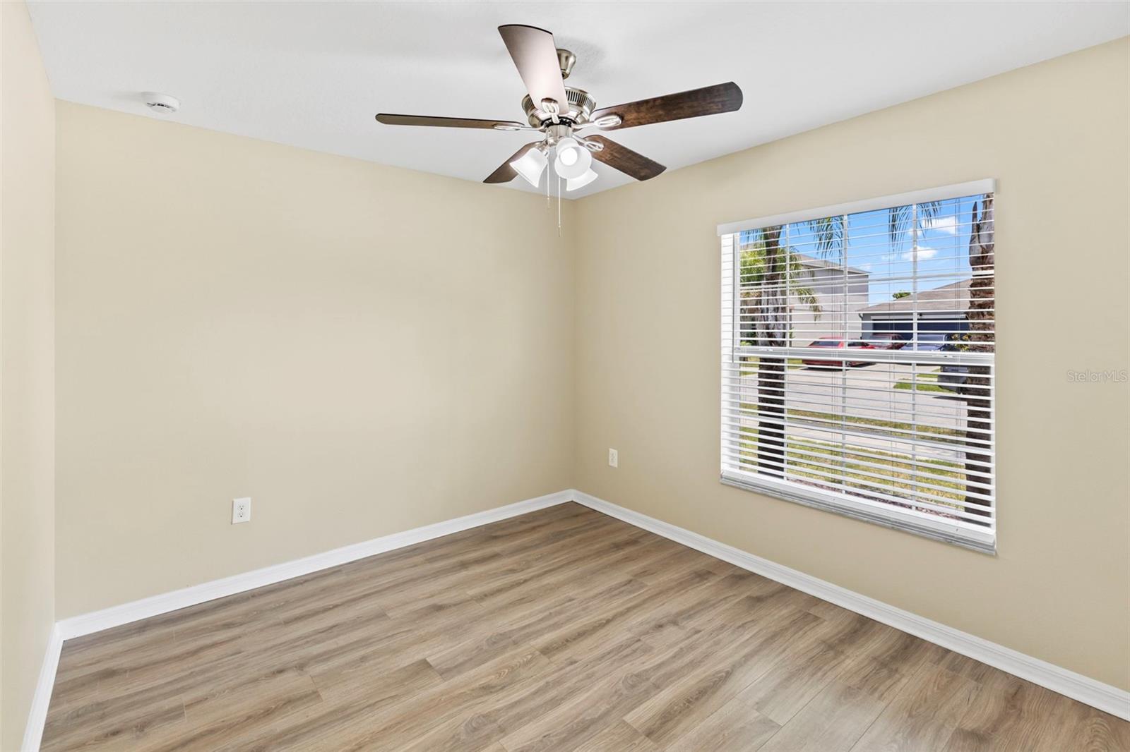 10633 STANDING STONE DR — photo 8