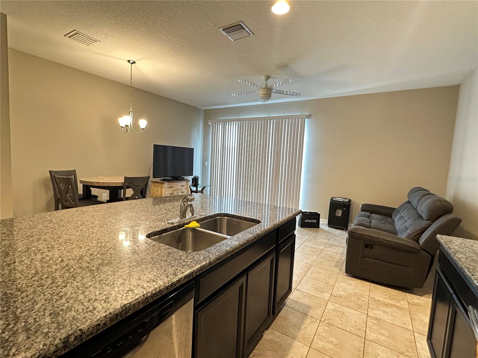7089 WOODCHASE GLEN DR — photo 11