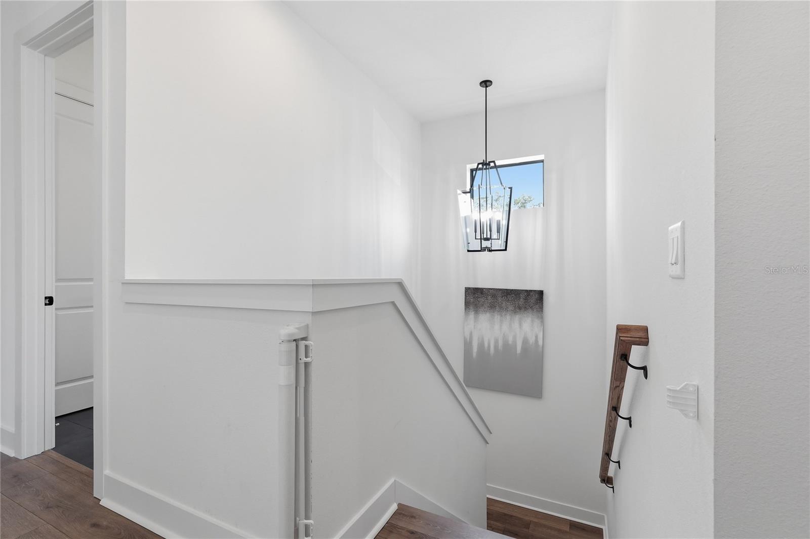 4208 N CLEARFIELD AVE — photo 21