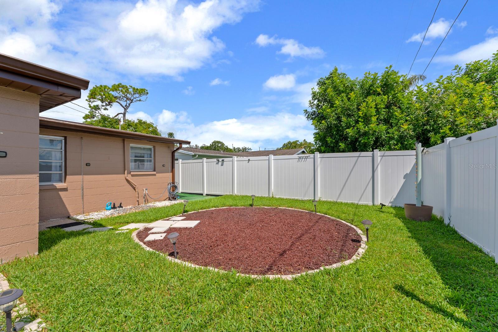 2152 ARCADIA RD — photo 23