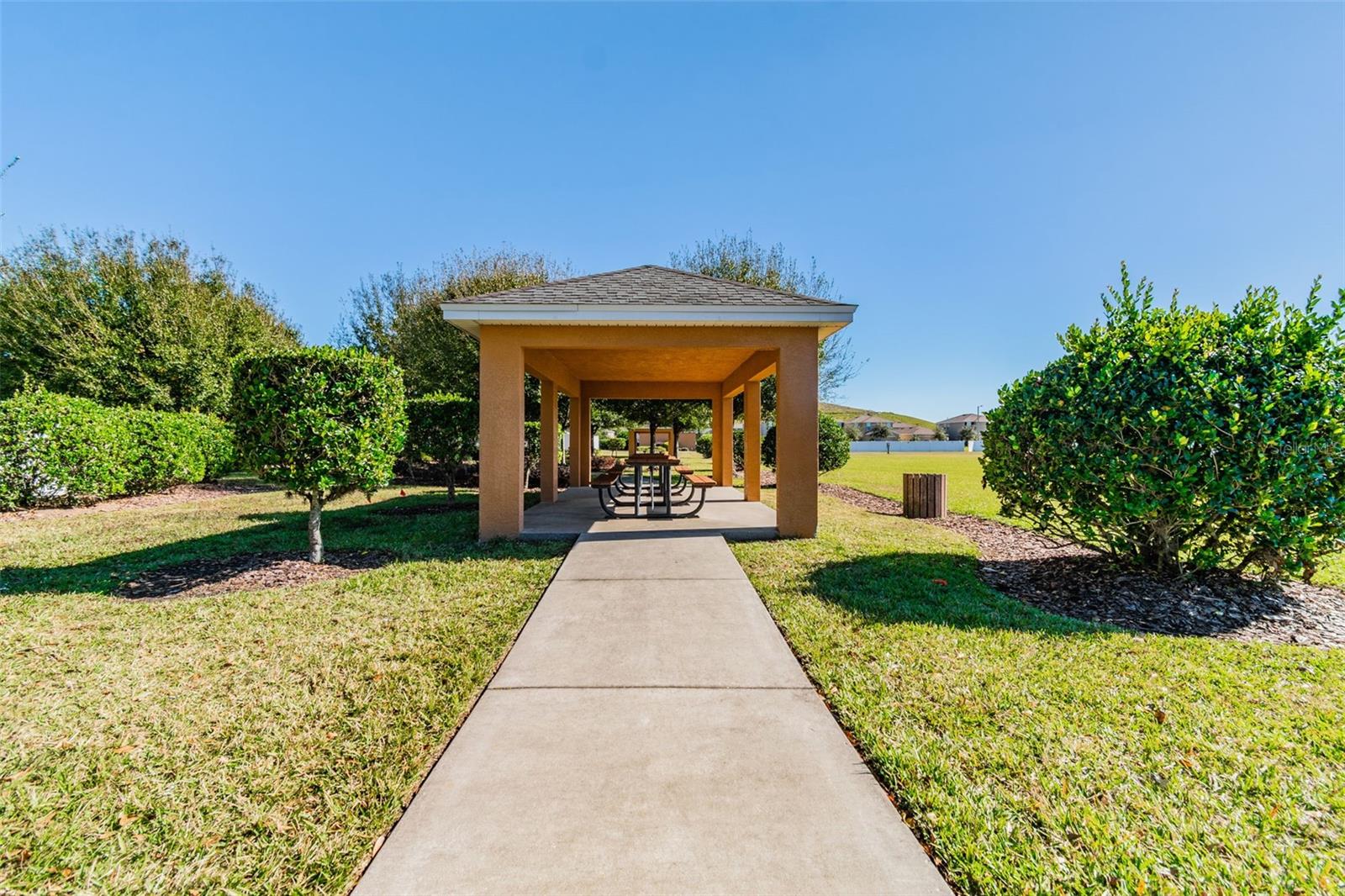 14217 ALISTAR MANOR DR — photo 57