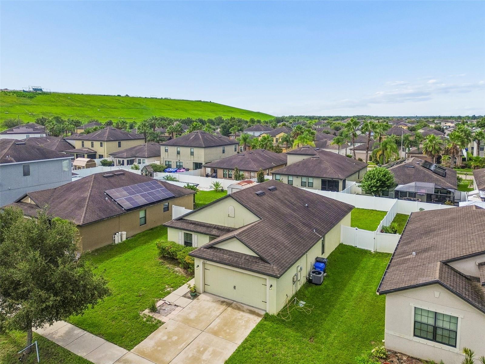 14217 ALISTAR MANOR DR — photo 40